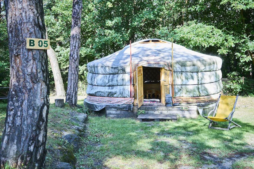 een Yurt tent op Yourtes Camping Le Reclus