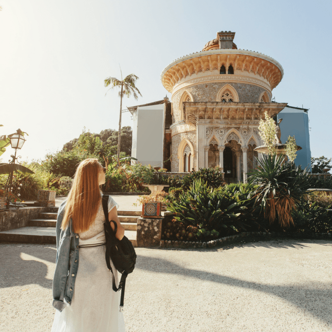 Vrouw bij Sintra in Portugal