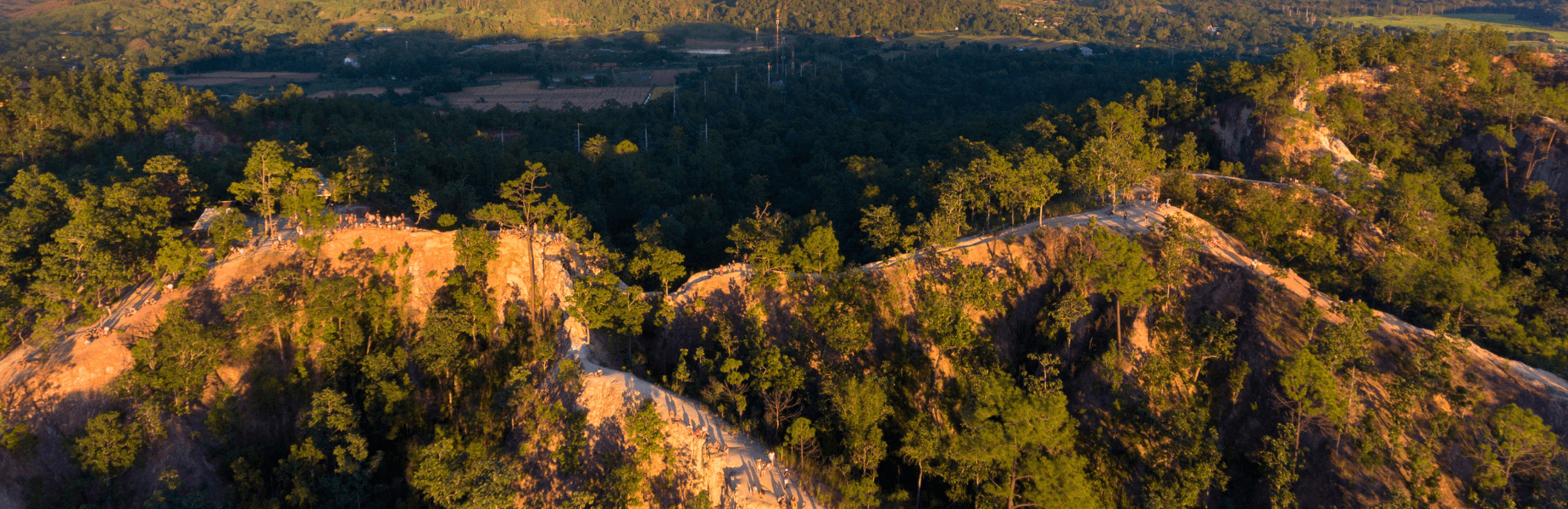 Pai Canyon pad met zonsondergang