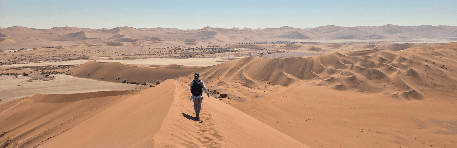 Marja op de rode duinen van de Sossusvlei