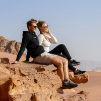 nomads in jordanie in het zonnetje