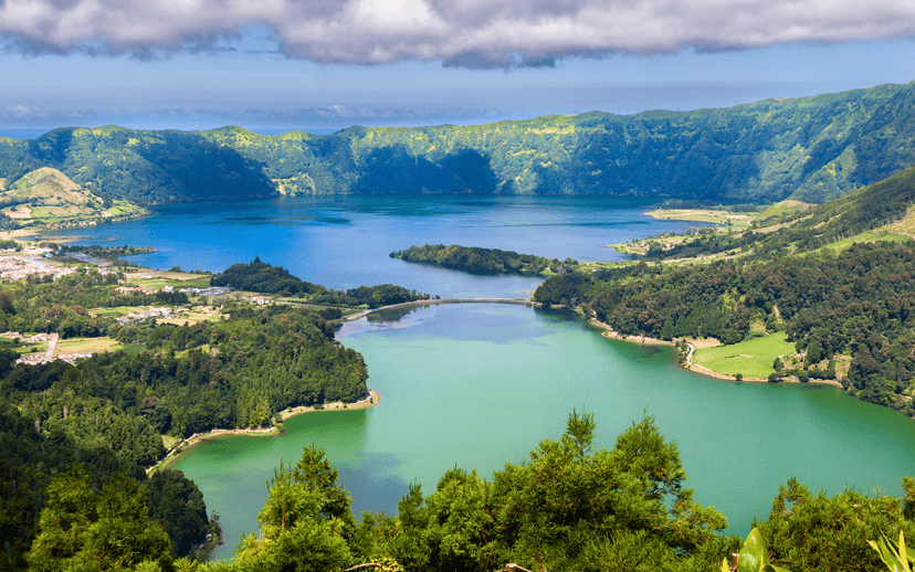 Het Sete Cidades meer in Sao Miguel